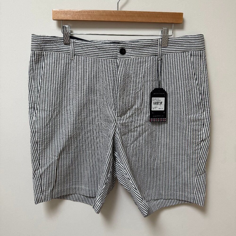 NWT- Ben Sherman Men's Seersucker 7.5" Shorts White / Navy Blue Stripe Sz 36
